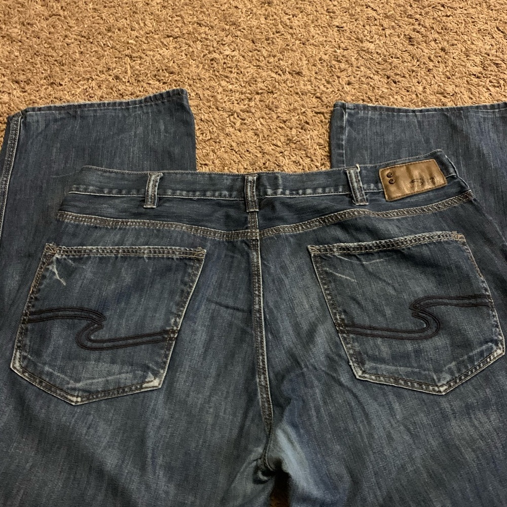 SILVER JEANS sz 40/29 1/2.  Craig style